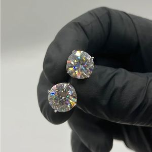 8CT VVS Moissanite Screwback Earrings